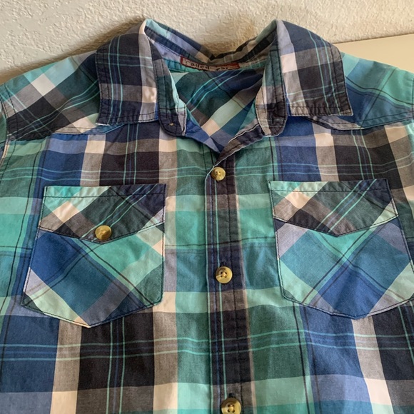 Cat & Jack Kids Casual Plaid Shirt - Blue and Green - Picture 14 of 15